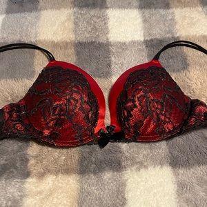 Victoria’s Secret Lace Push Up Bra
